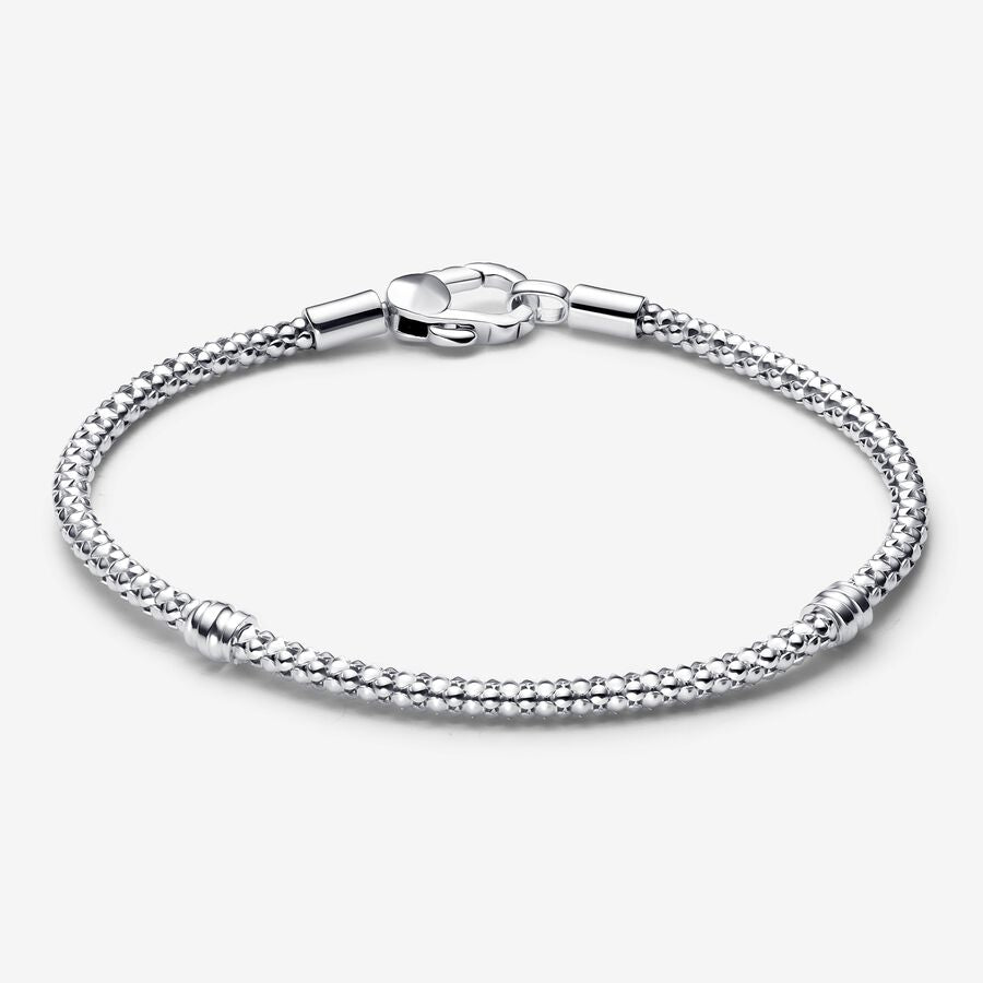 Pulseira de Corrente e Fecho com Tachas