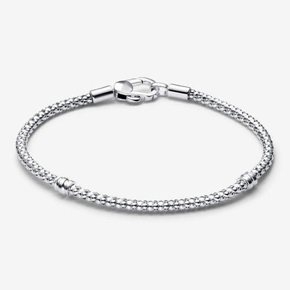 Pulseira de Corrente e Fecho com Tachas